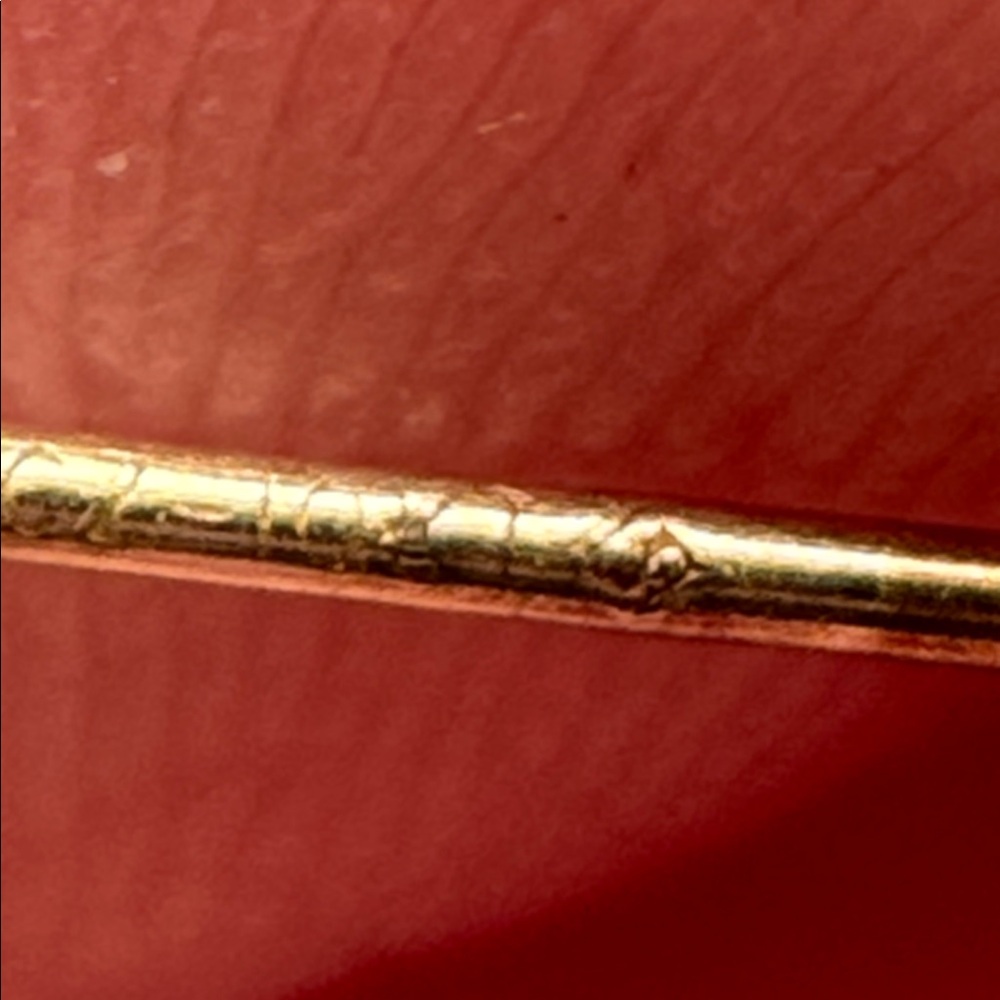 10KT Gold Heart Earrings - Picture 6 of 6